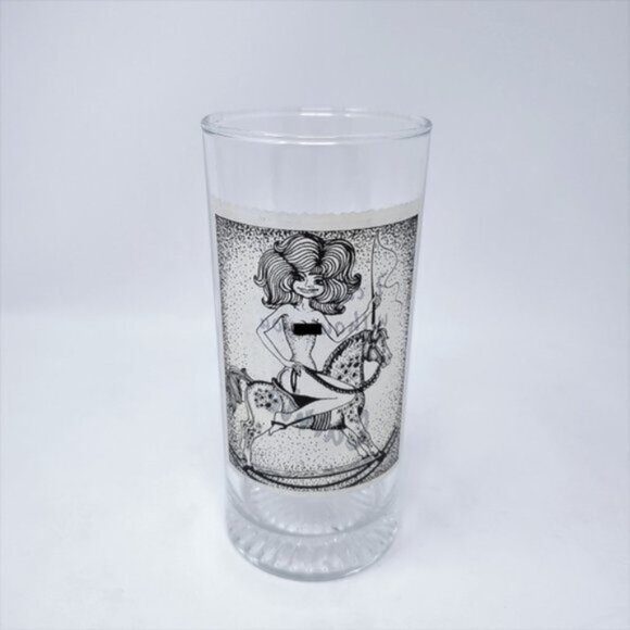 NSFW Vintage Femme Fatale 4 Highball Cocktail Glasses - Picture 2 of 9